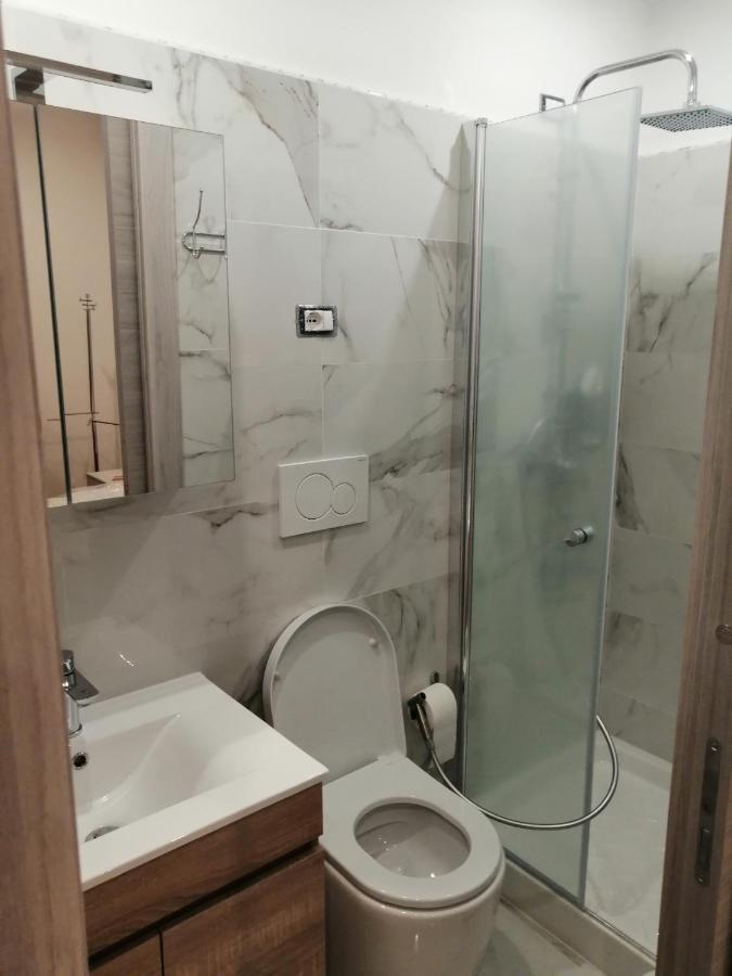 Delcicer Casa Vacanze O Camera Privata Галатіна Екстер'єр фото